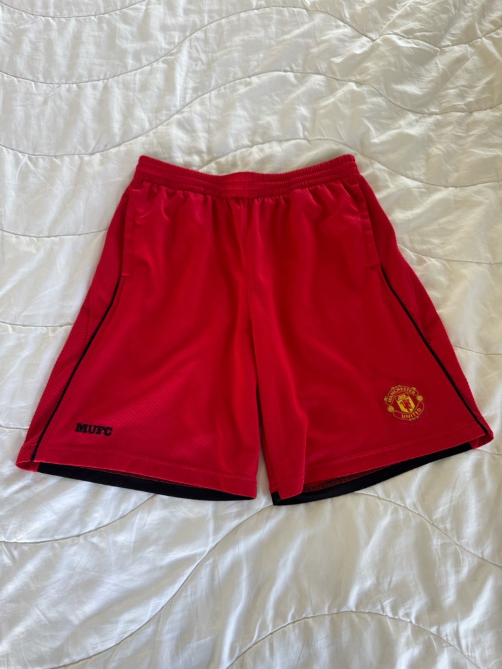 Men’s Manchester United Athletic Shorts Size Medium
